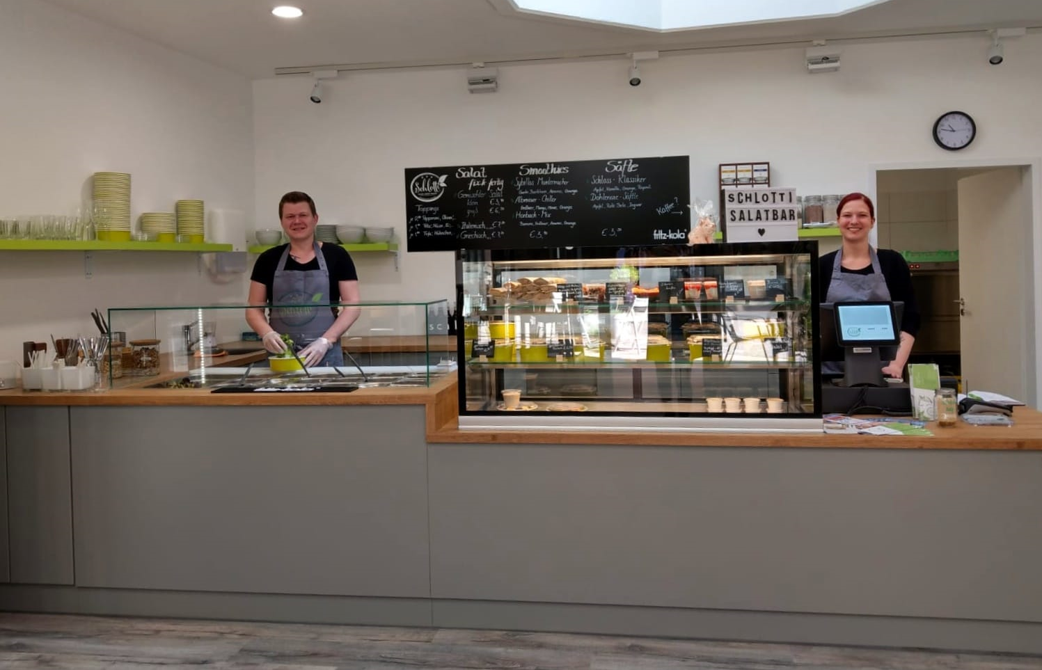 Ansicht der Theke der Schlotti Salatbar 