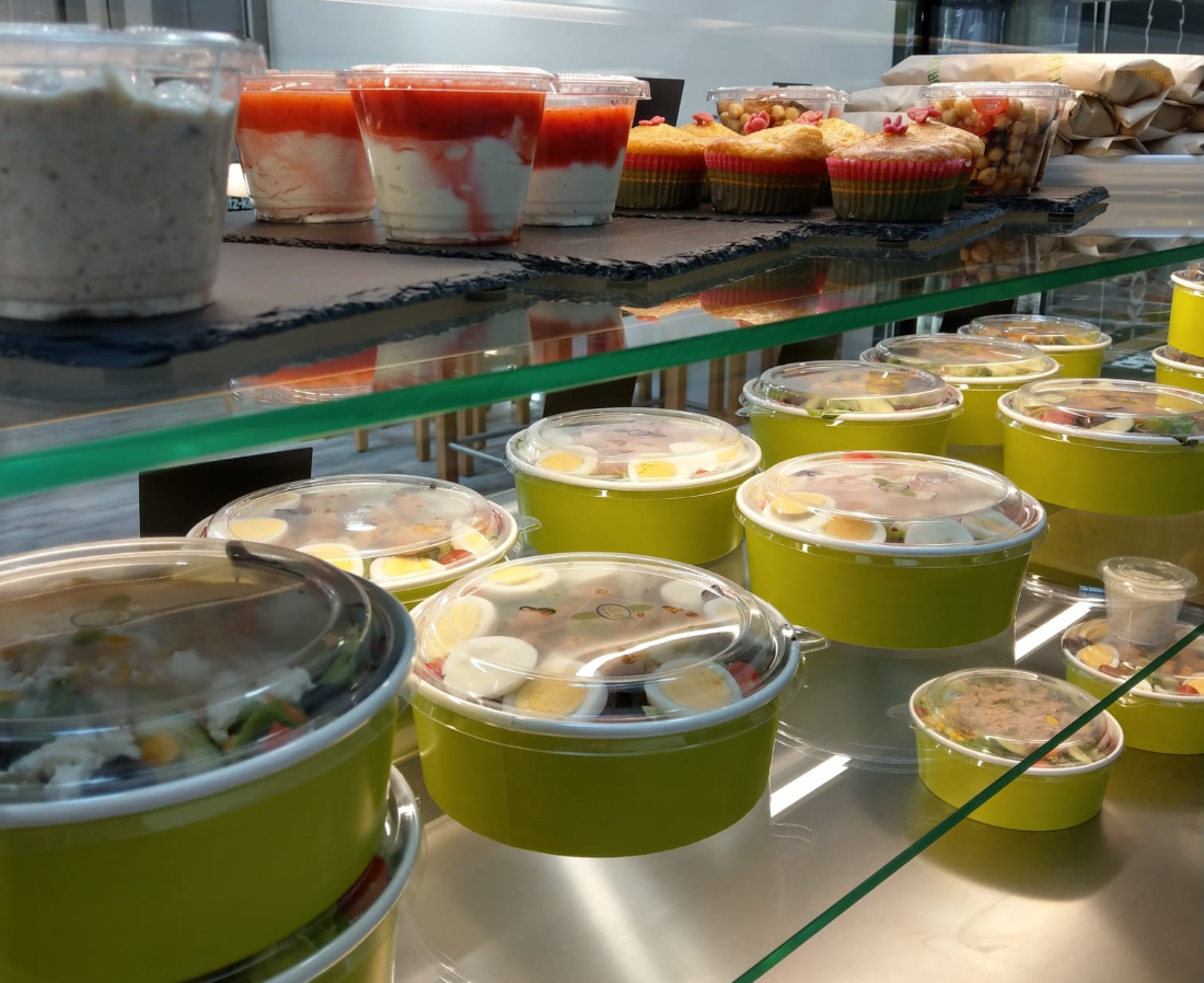 Salate und Gerichte der Schlotti Salatbar